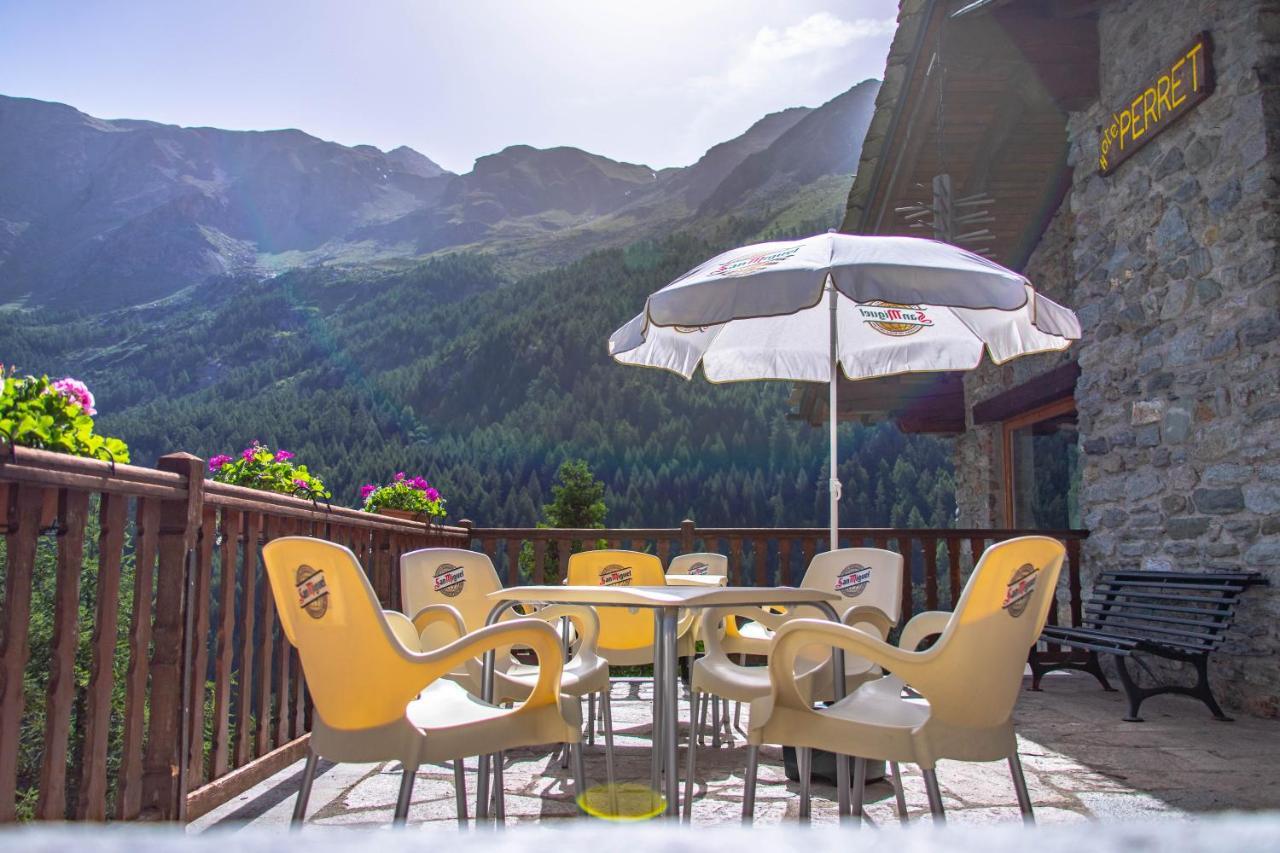 Hotel & Restaurant Perret - Mountain People Valgrisenche Exteriör bild