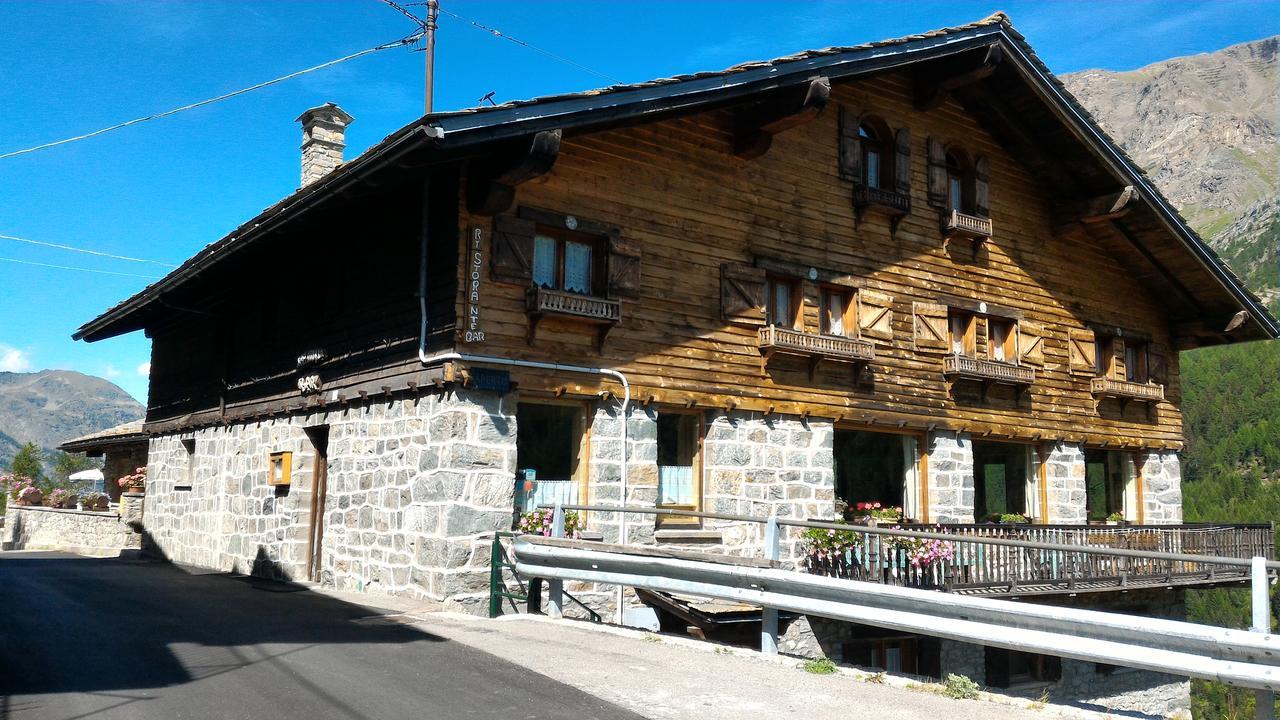 Hotel & Restaurant Perret - Mountain People Valgrisenche Exteriör bild